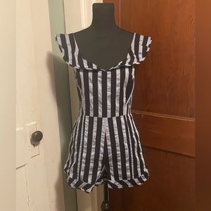 WAY F Striped Romper Medium